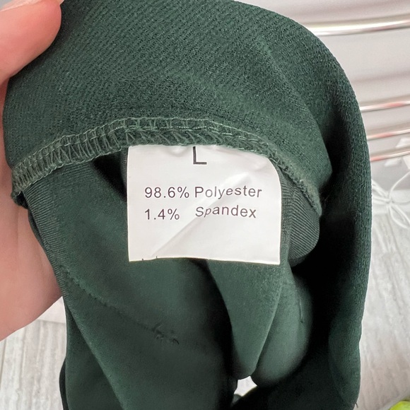 Amazon Pleated Tennis Skirt - Picture 3 of 3